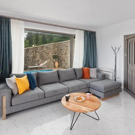 Apart-hotel Fundana