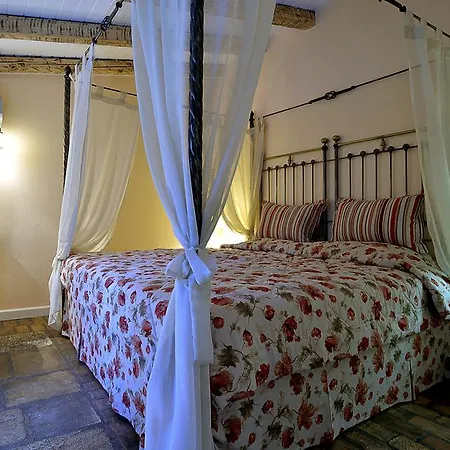 Apart-hotel Fundana 4*