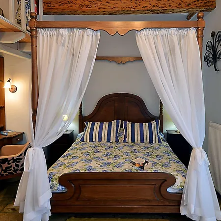 Fundana Aparthotel 4*