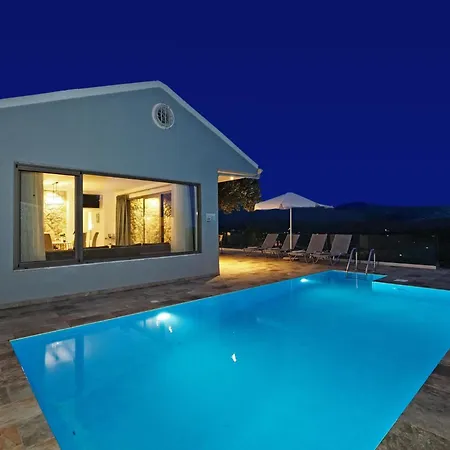 Fundana 4*