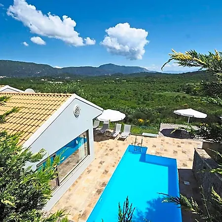 Fundana Aparthotel Kanakádes