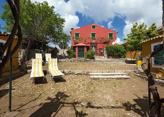 Fundana Hotel apartamentowy 4*